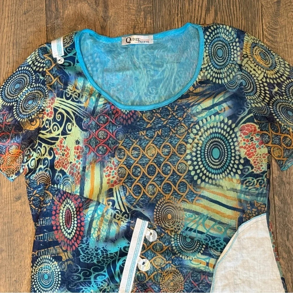 Quinze Heures Trente Top Size 3 Y2K Graphic Mixed Media Artsy Mesh Buttons Sheer - Picture 4 of 13